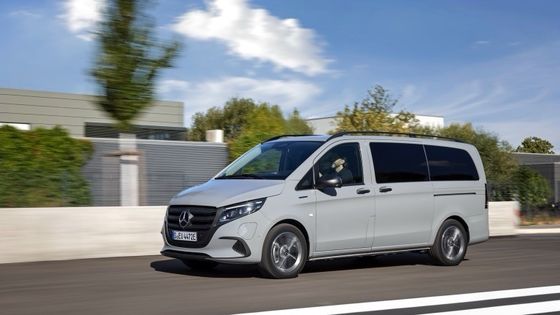9 lugares EV Mercedes-Benz EVito Tourer Long com um motor elétrico de 201 cv e 90kWh bateria utilizável
