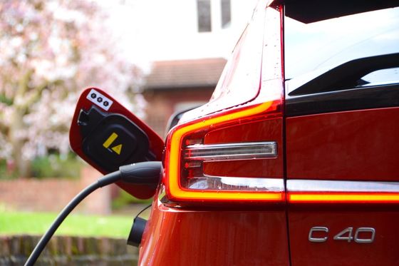 EV todo-o-terreno Volvo EC40 Ultimate Twin Motor com WLTP 326Miles 4,7sec aceleração de 0-62mph 408 hp motor de potência