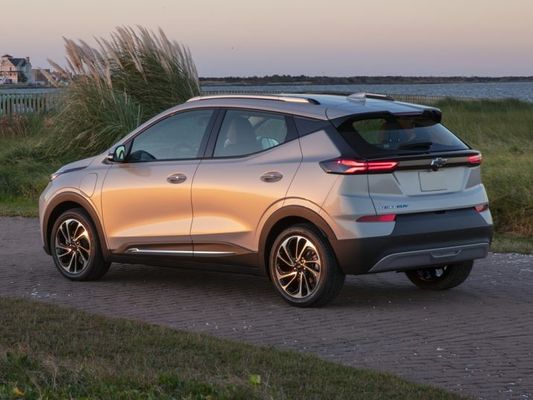 Um EV surpreendentemente de alta tecnologia no Chevrolet Bolt EUV Carwtih 238 milhas de alcance novo SUV elétrico