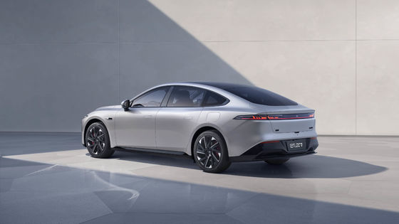 2024 poderoso Dongfeng Eπ 007 200Pro EREV 200km CLTC 160kw motor potência 310N.m Torque com 7,2s 0-100km/h aceleração