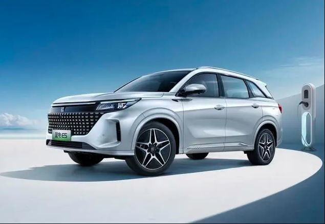 Tamanho meados de SUV elétrico de Dongfeng