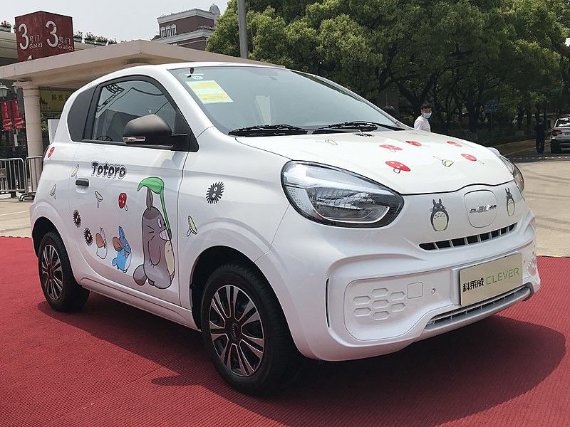 Veículos elétricos puros Roewe Clever Carro totalmente elétrico Mini Carro elétrico de 4 lugares com alcance de 311 km disponível